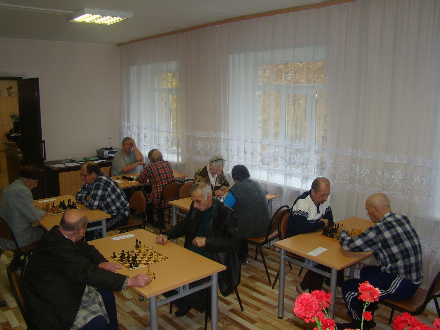 Среди проживающих Вышневолоцкого дома-интерната для престарелых и инвалидов 11 октября 2017 года состоялся очередной шахматно-шашечный турнир
itemprop=