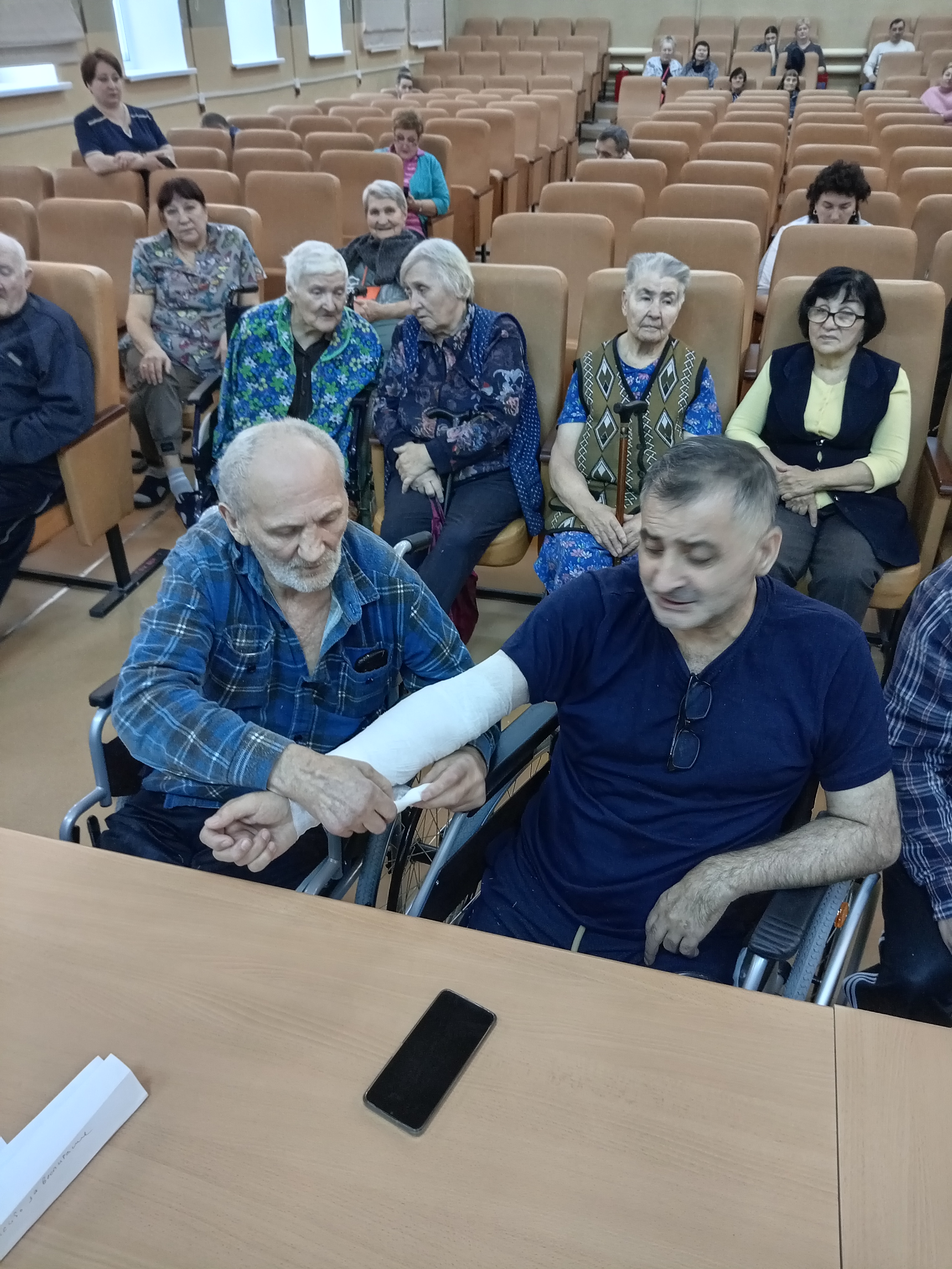 Армейские будни в Вышневолоцком доме-интернате!Армейские будни в Вышневолоцком доме-интернате!
itemprop=